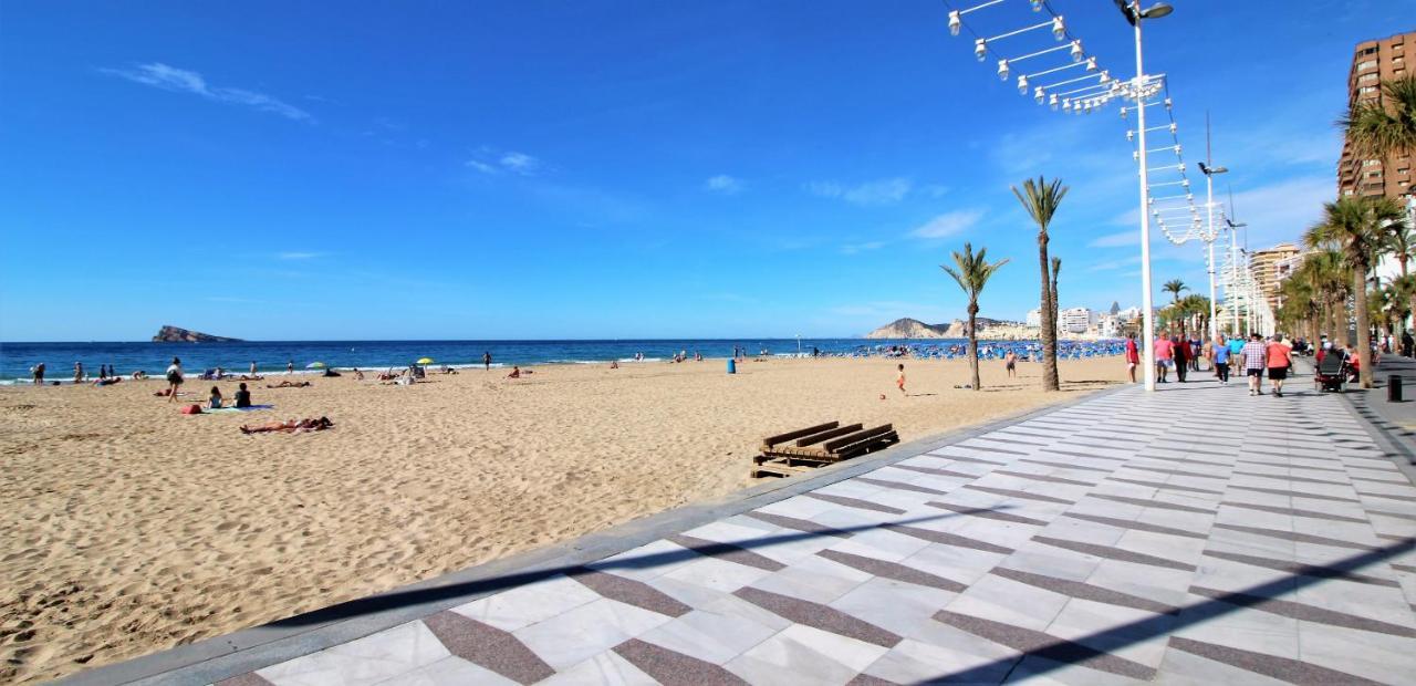 Bacana 9-4 Benidorm Buitenkant foto